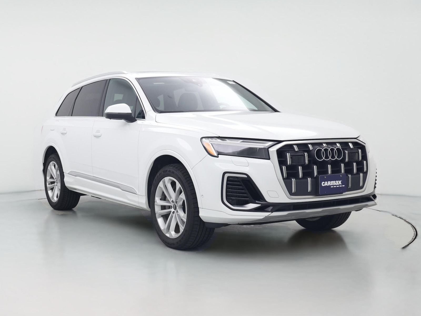 2025 Audi Q7 Premium Plus