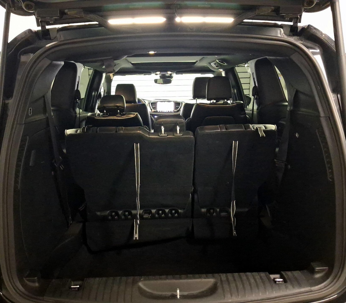 Trunk/Cargo (Seats Up)