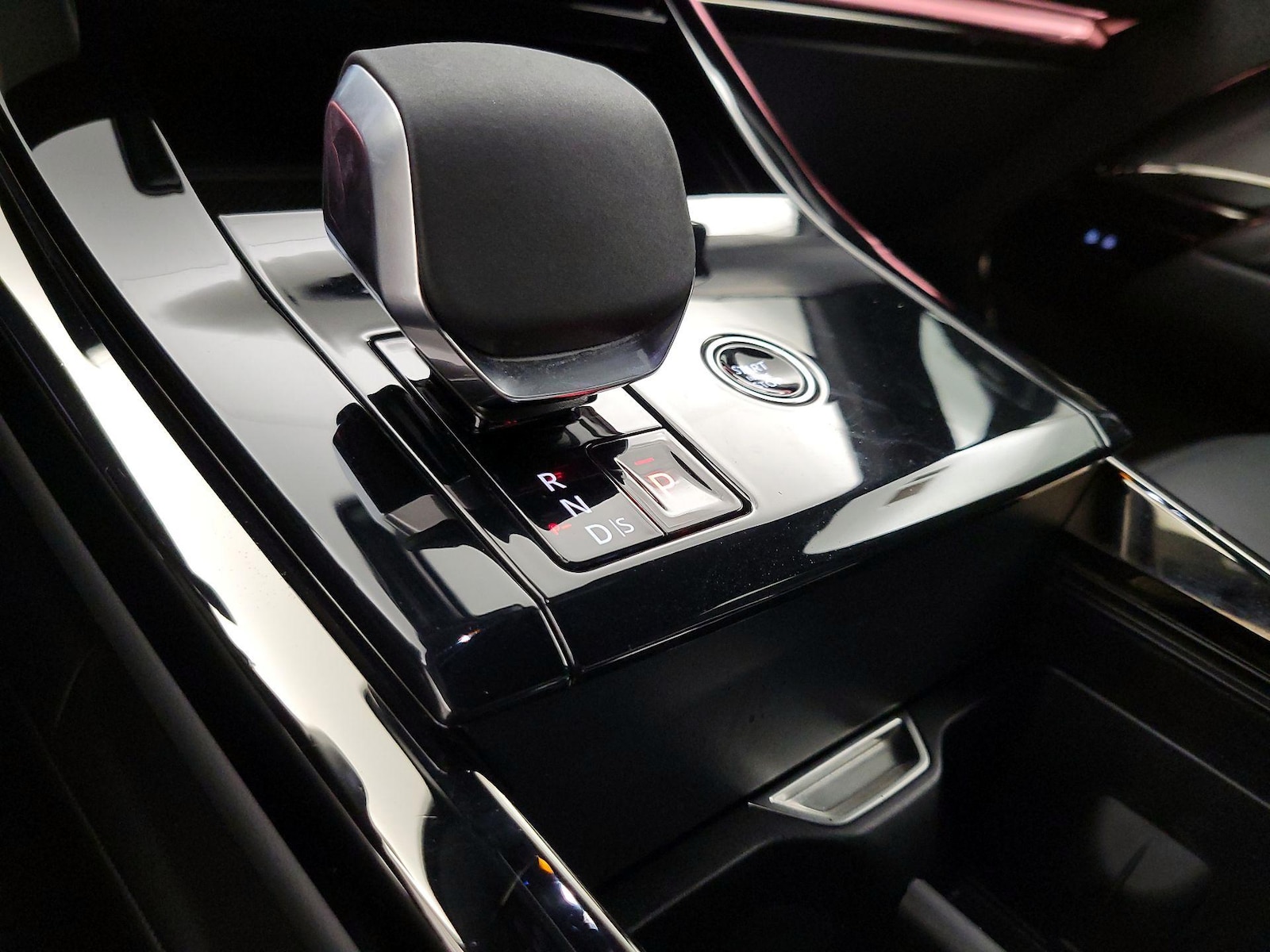 2025 Land Rover Range Rover Sport SE - Photo 18