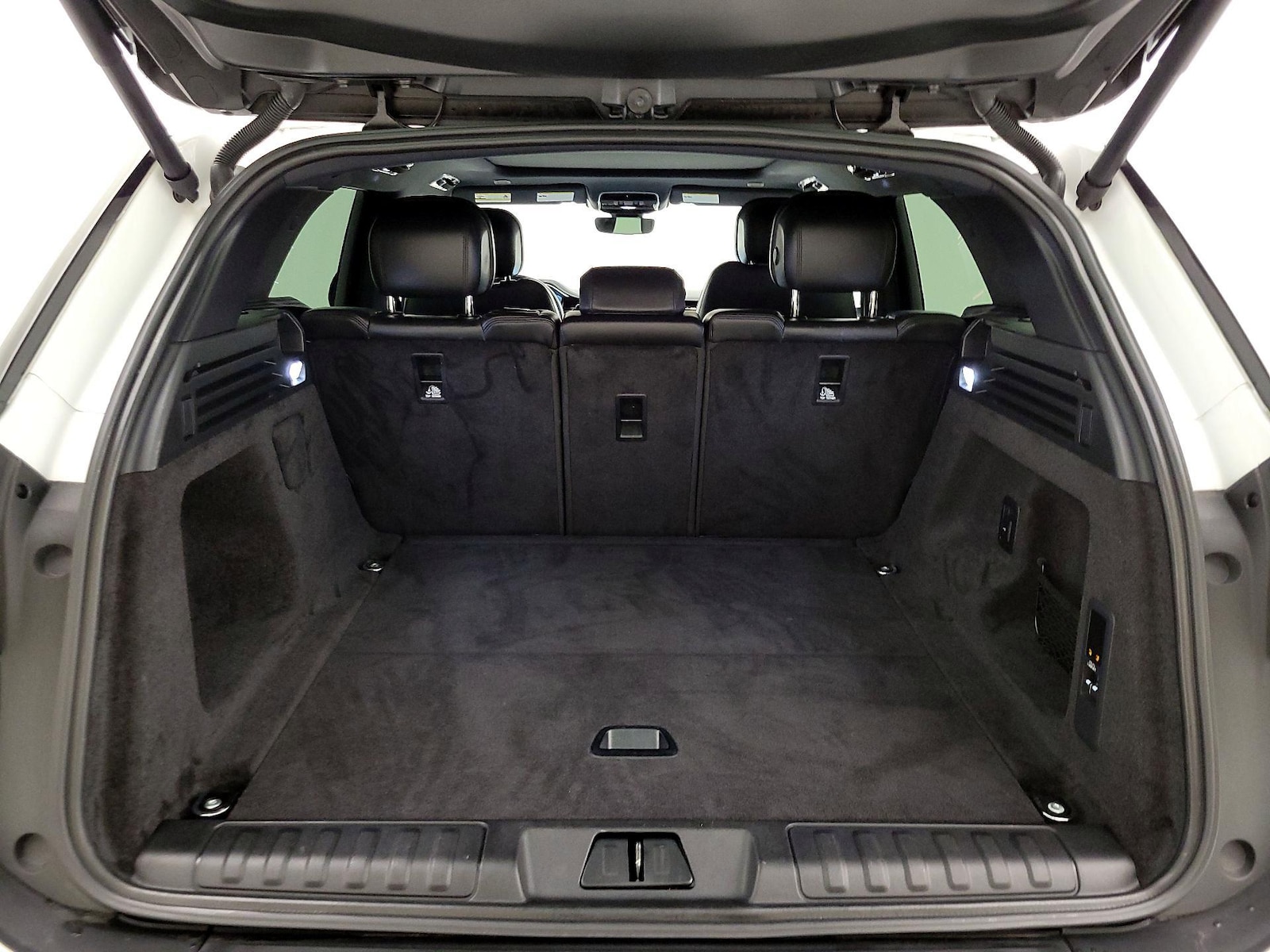 2025 Land Rover Range Rover Sport SE - Photo 21