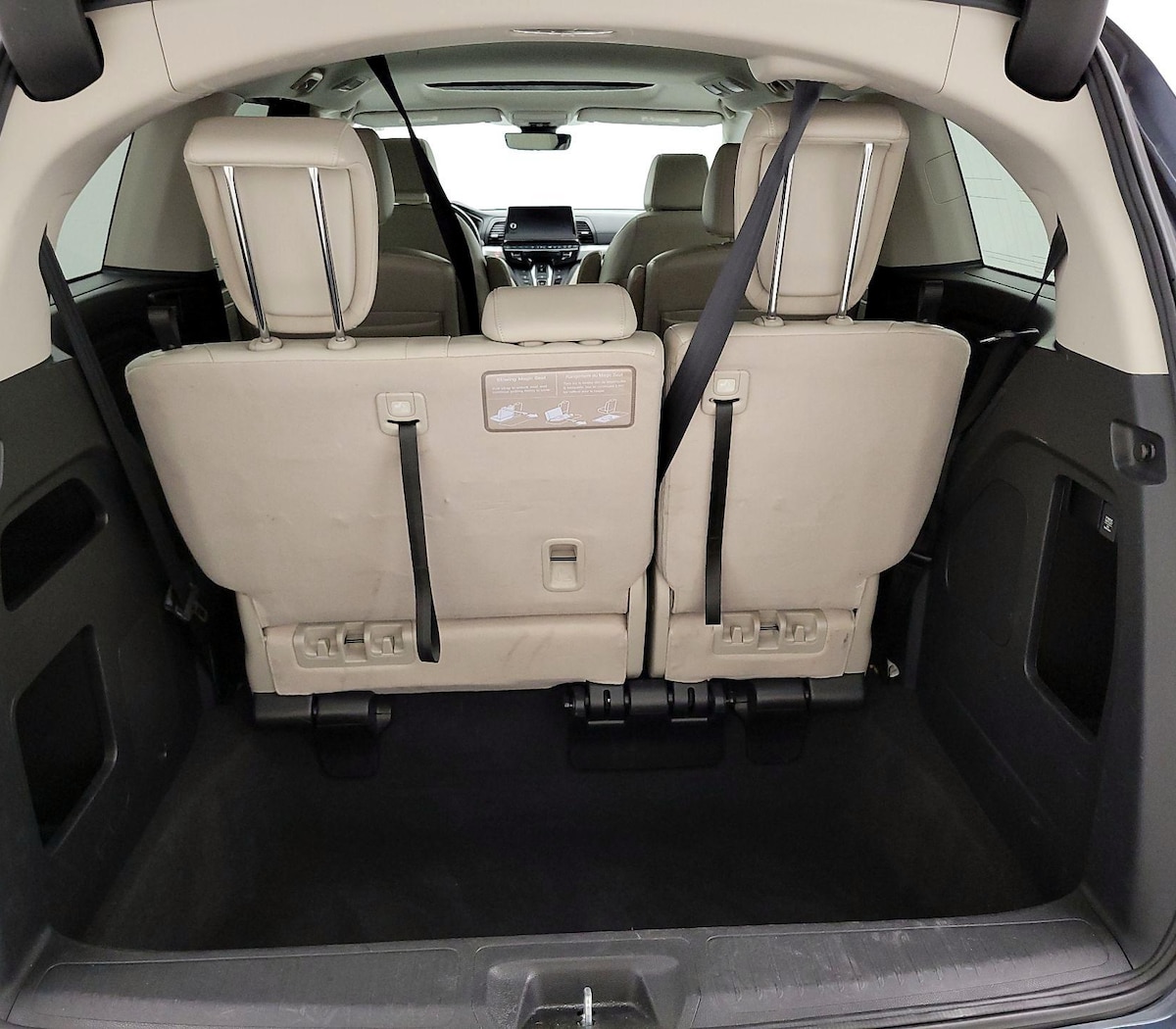 Trunk/Cargo (Seats Up)