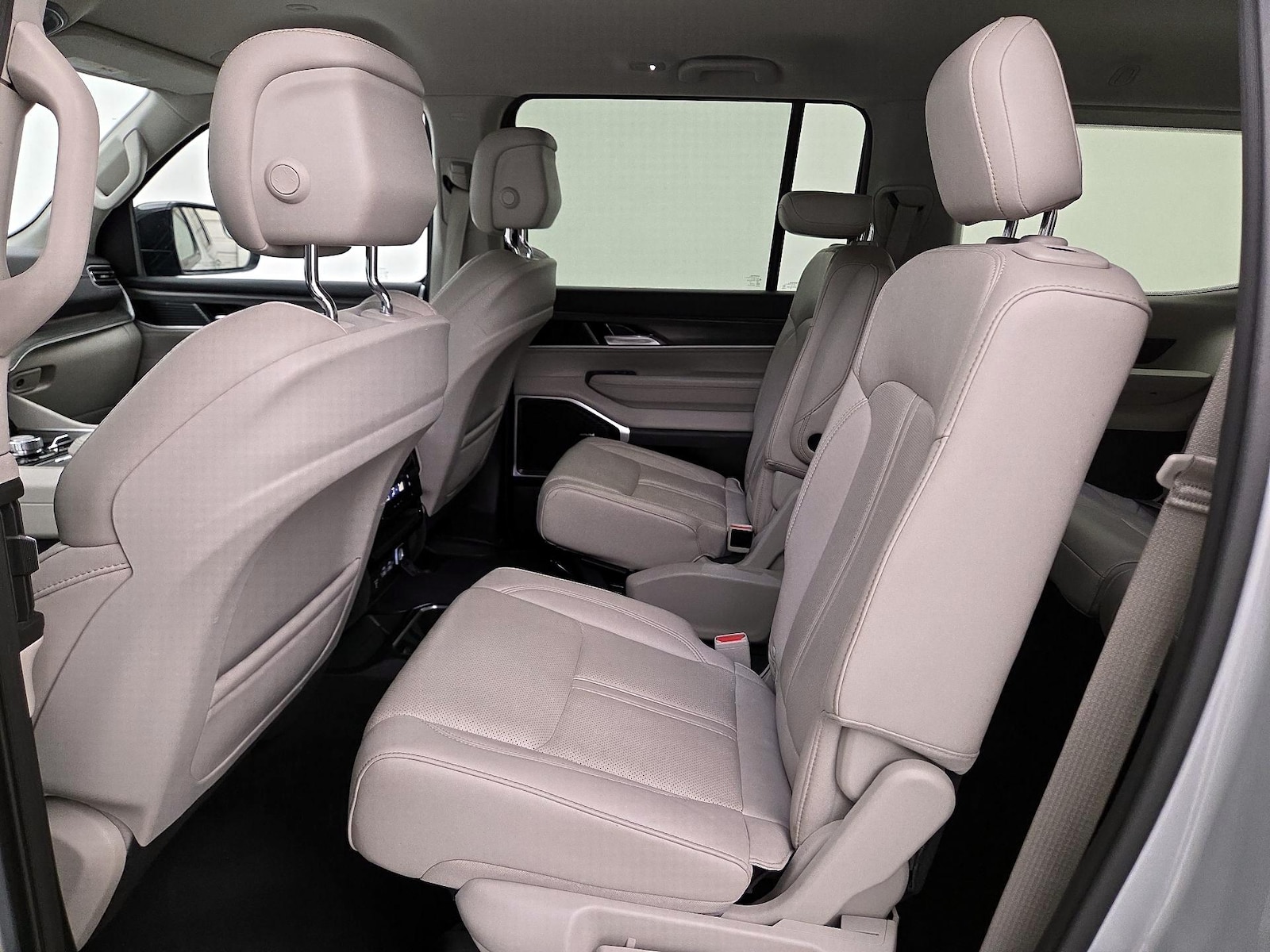 Rear Air Conditioning