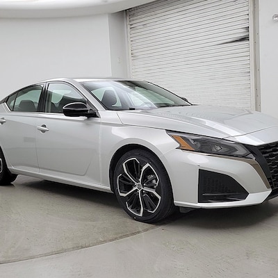 2024 Nissan Altima SR