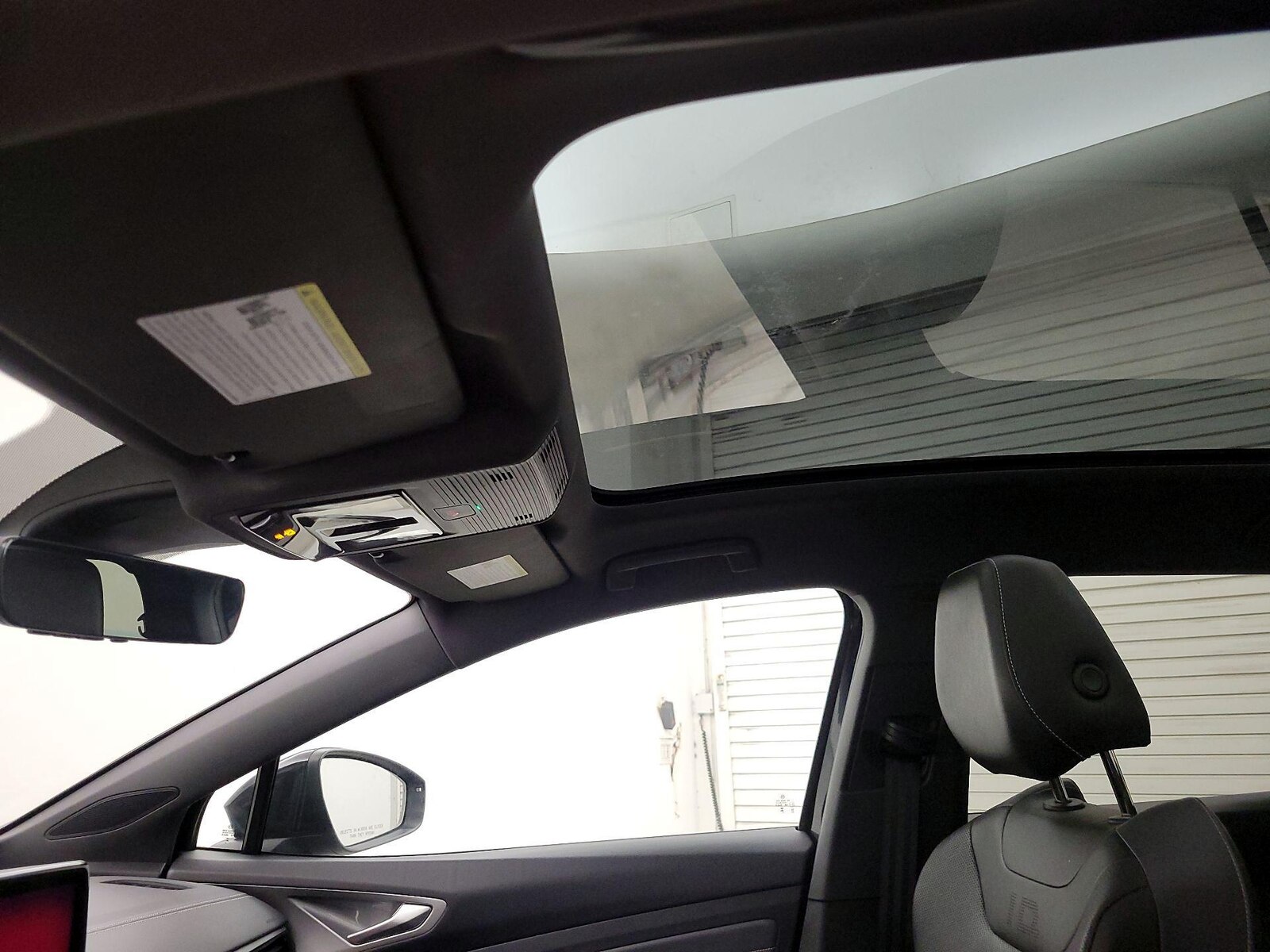 Skylight(s) & Overhead Airbags
