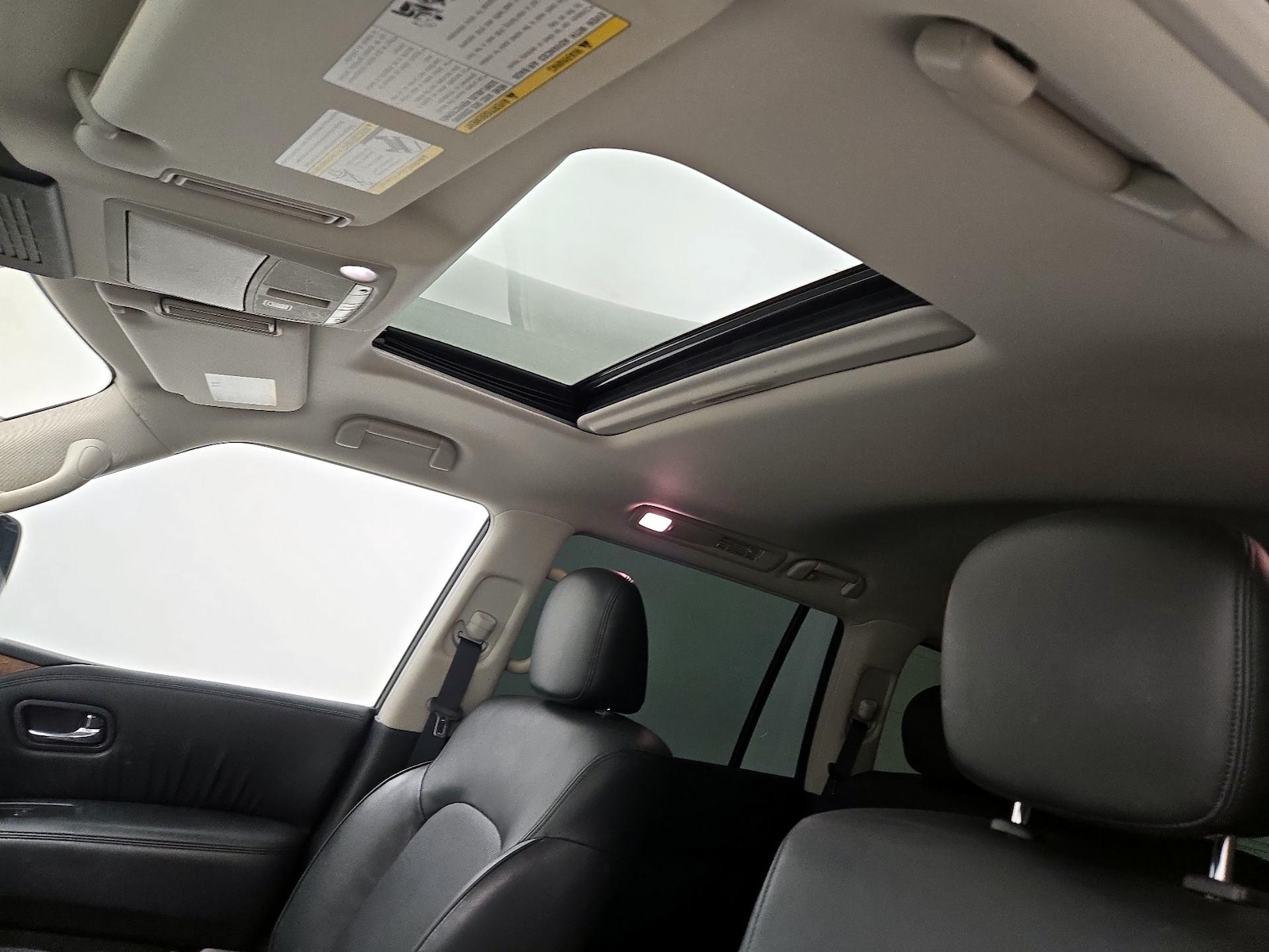 Sunroof(s) & Overhead Airbags