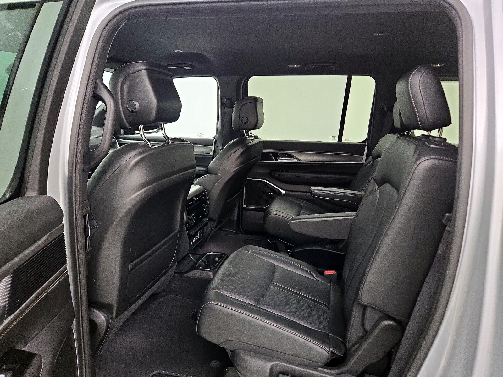 Rear Air Conditioning