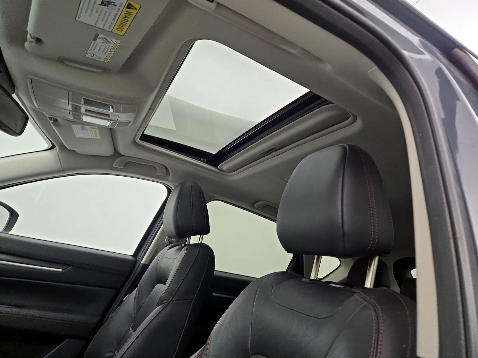 Sunroof(s) & Overhead Airbags