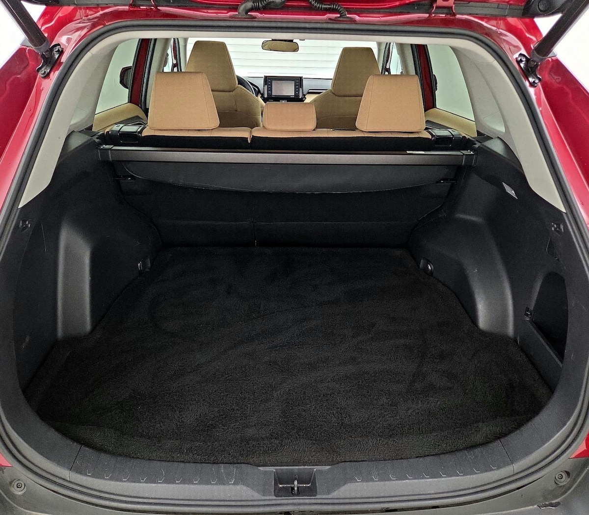 Trunk/Cargo (Seats Up)