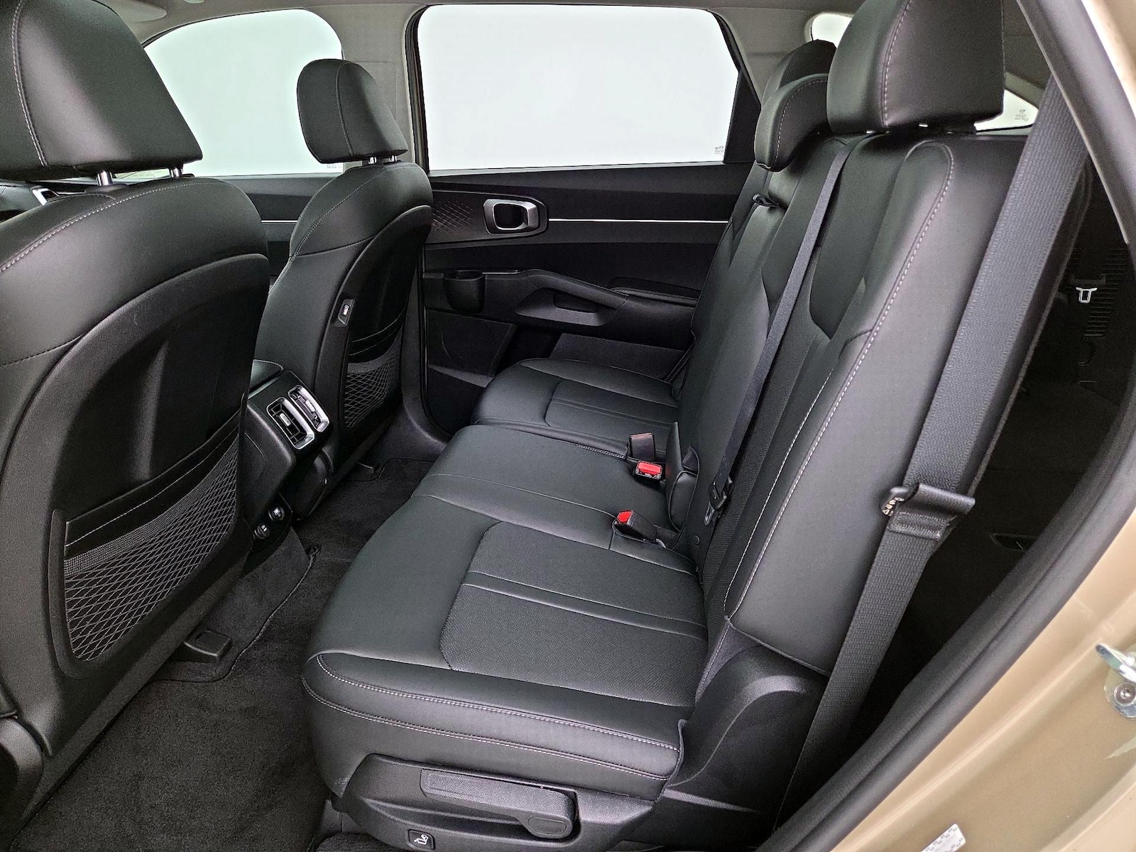 2021 Kia Sorento S - Photo 21