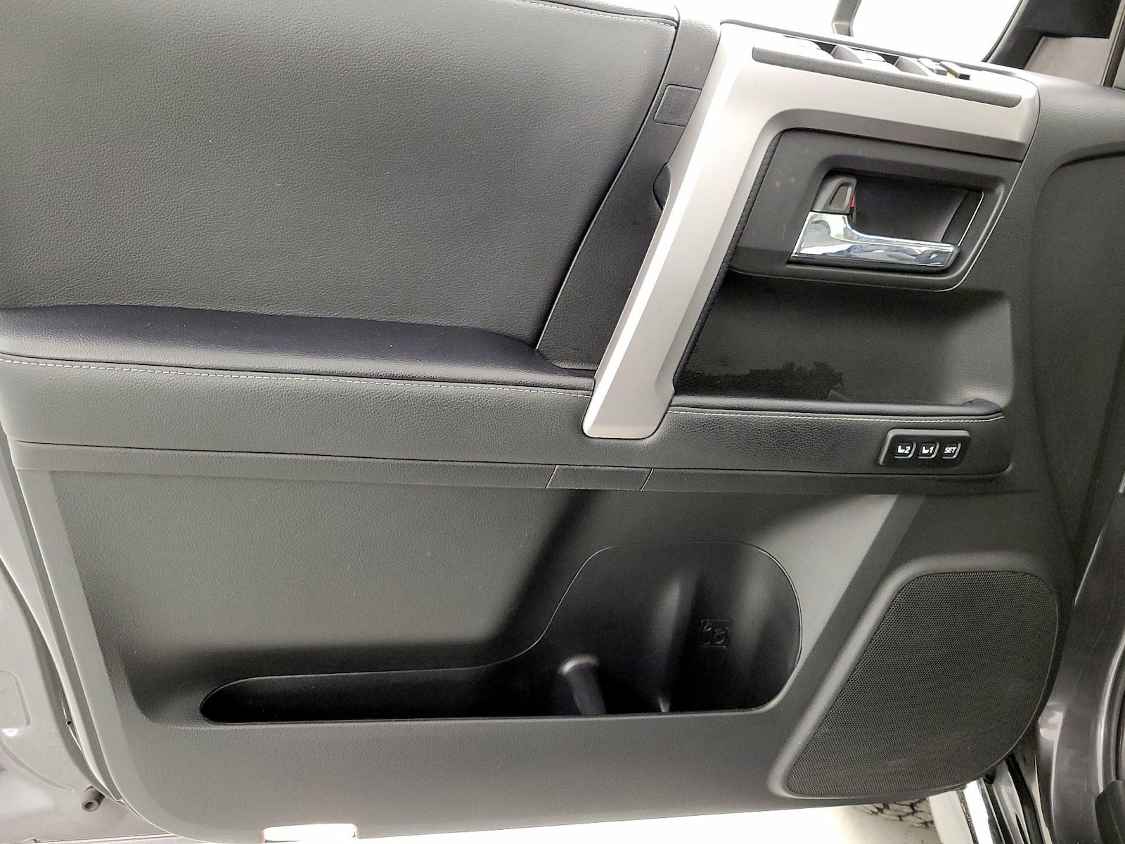 2021 Toyota 4Runner Limited - Photo 13
