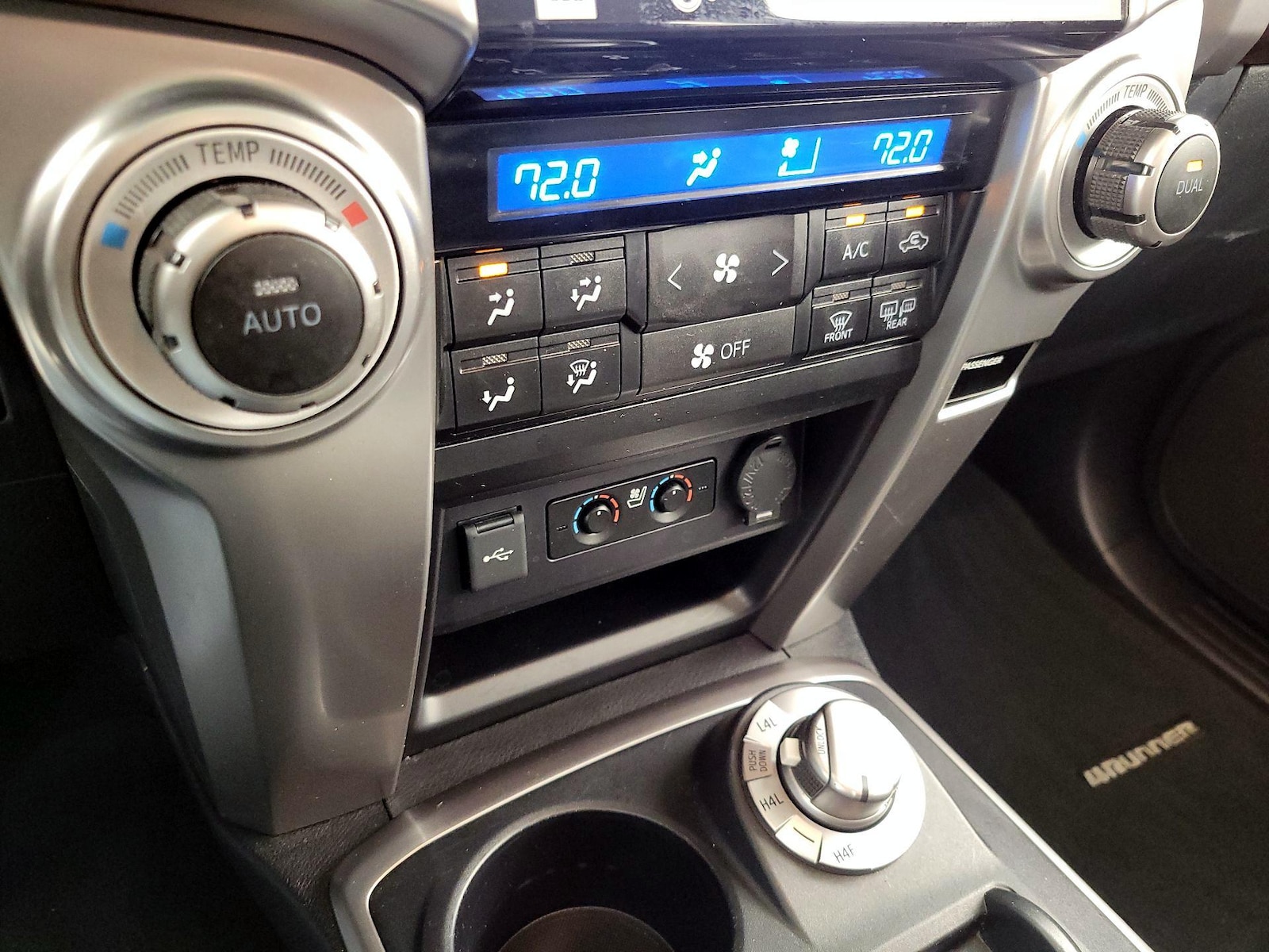 2021 Toyota 4Runner Limited - Photo 18