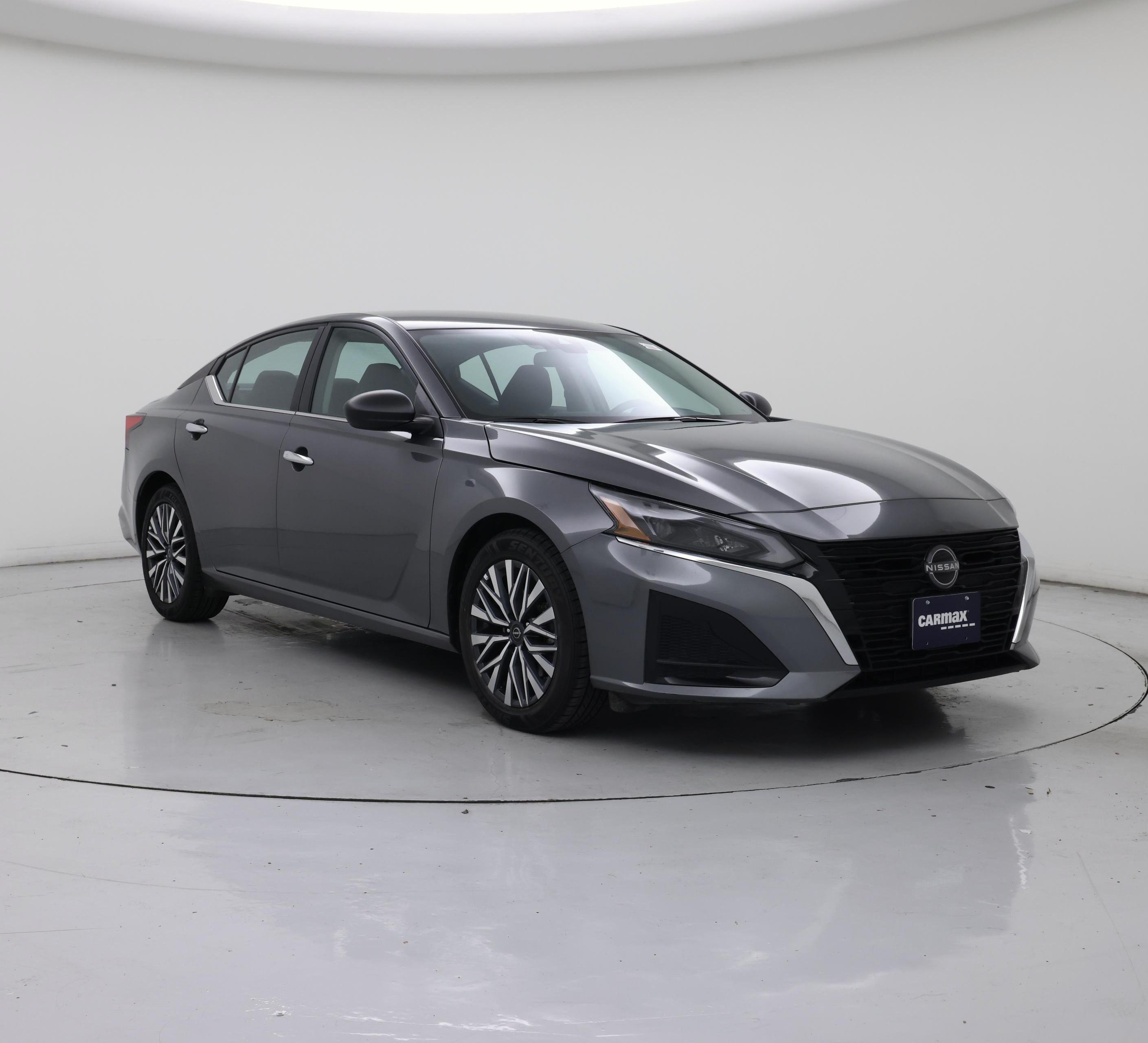 Gray 2025 Nissan Altima Sedan Front-Wheel Drive Automatic