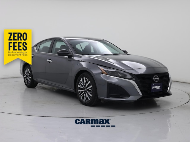 Gray 2025 Nissan Altima Sedan Front-Wheel Drive Automatic