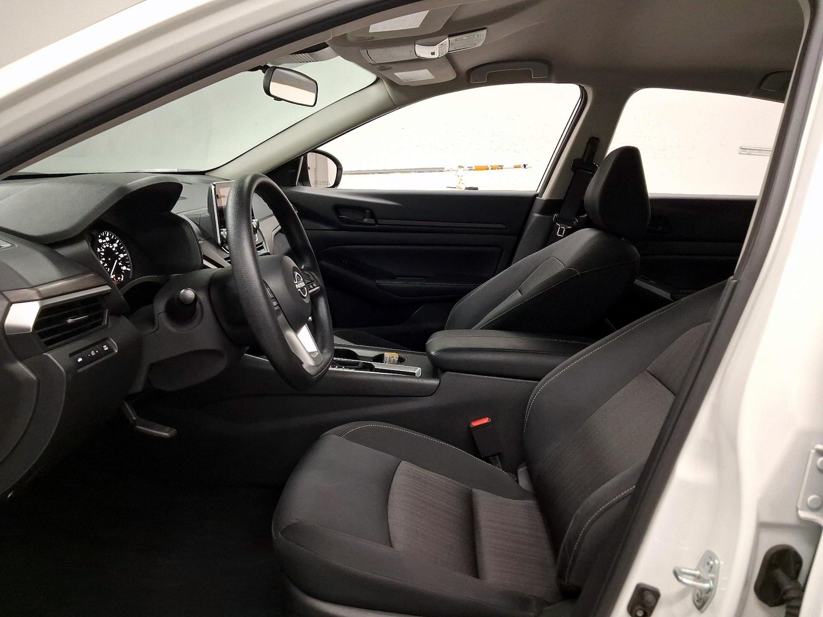 Power Seat(s) & Side Airbags
