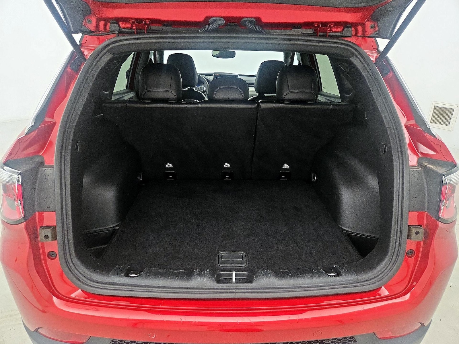 2025 Jeep Compass Limited - Photo 21