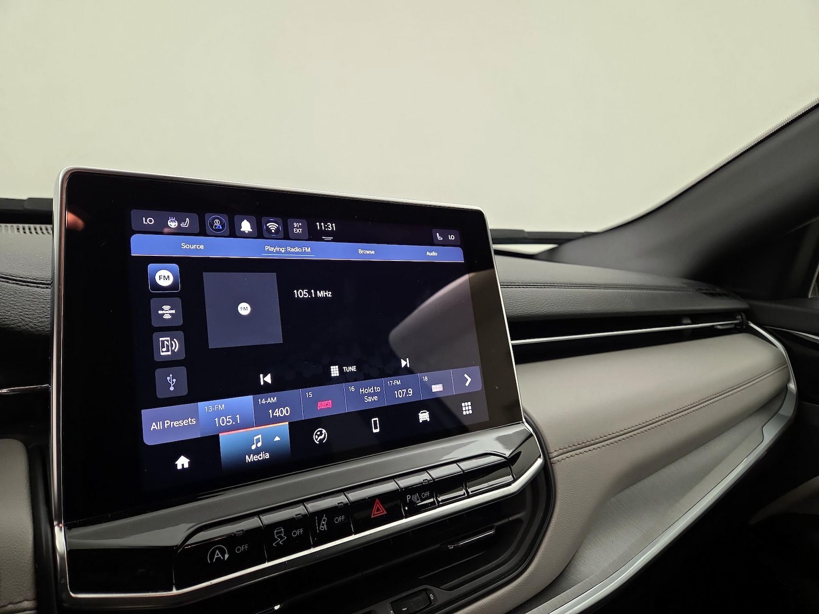 2025 Jeep Compass Limited - Photo 16