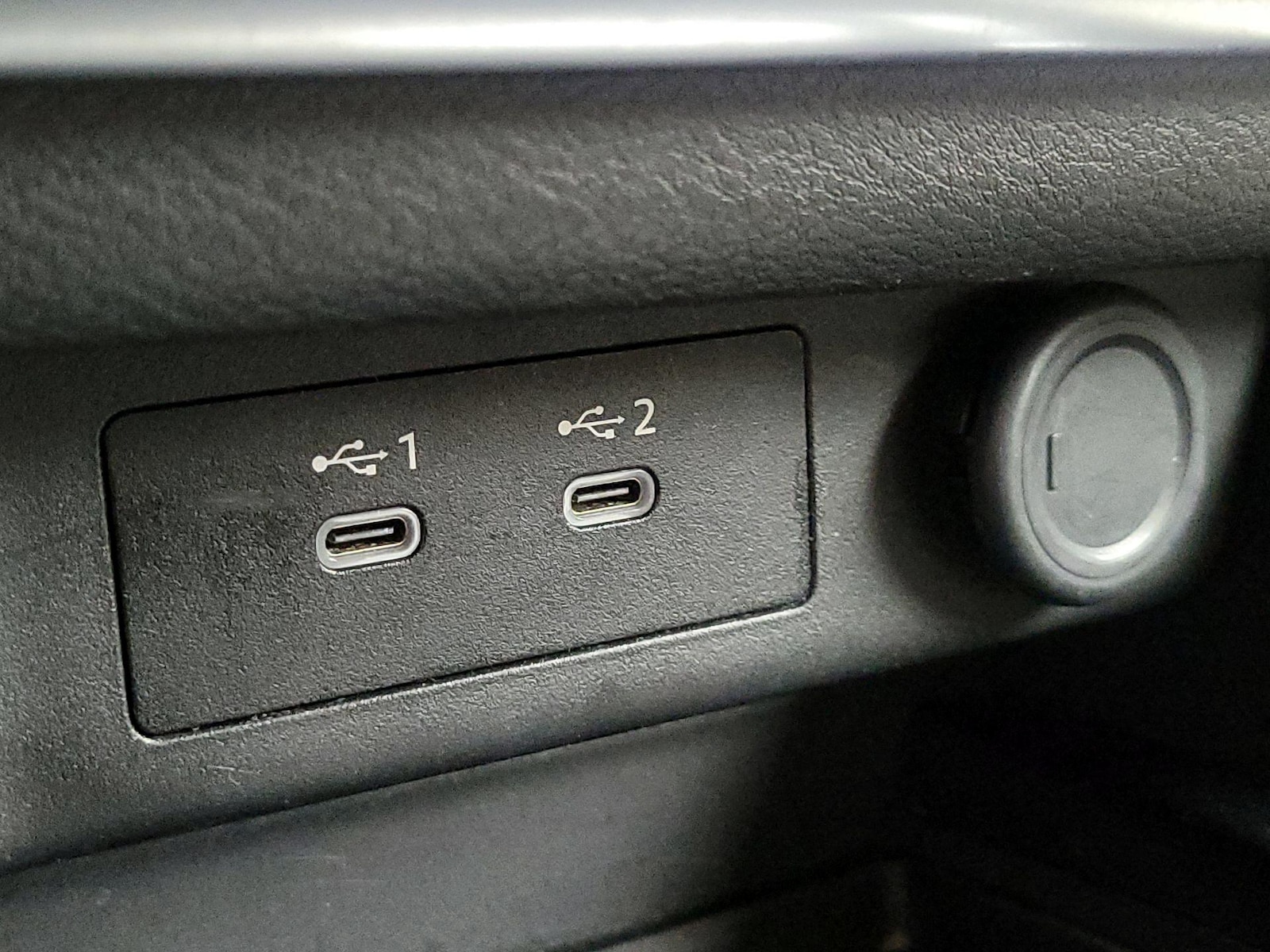 2025 Nissan Rogue SV - Photo 19