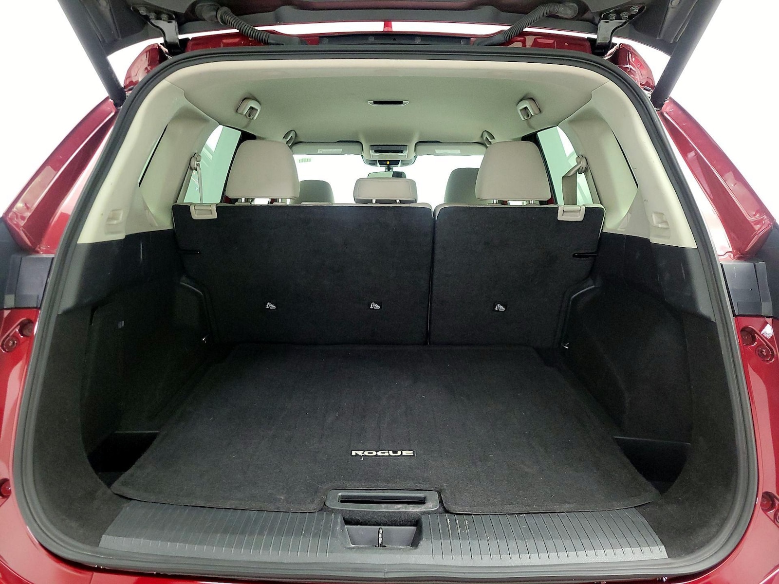 2025 Nissan Rogue SV - Photo 21