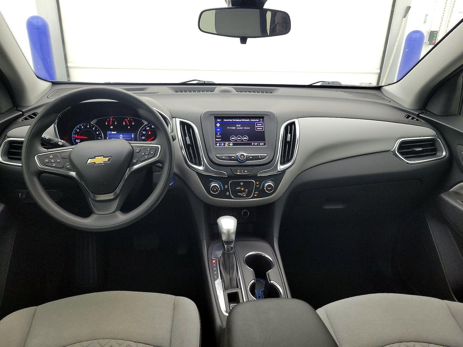 2024 Chevrolet Equinox LS - Photo 10