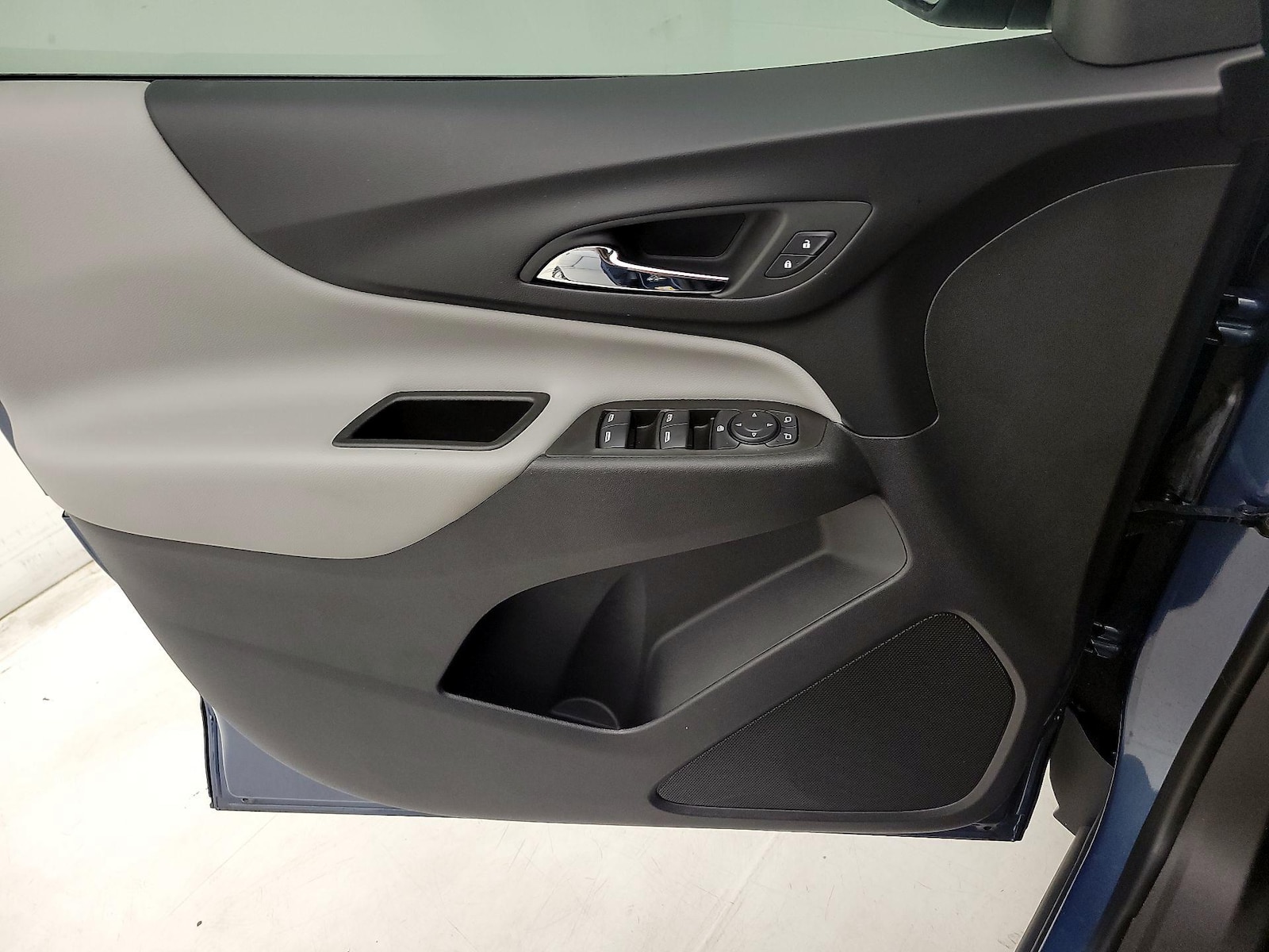 2024 Chevrolet Equinox LS - Photo 13