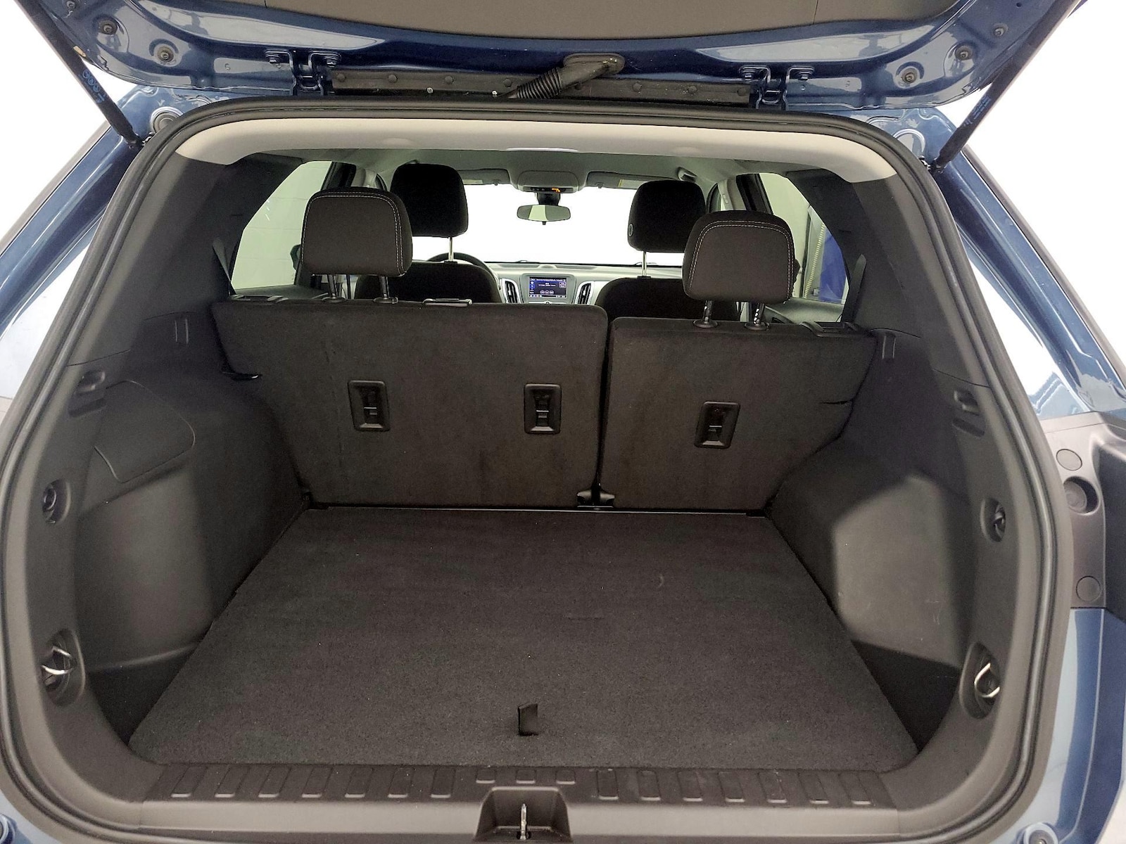2024 Chevrolet Equinox LS - Photo 21