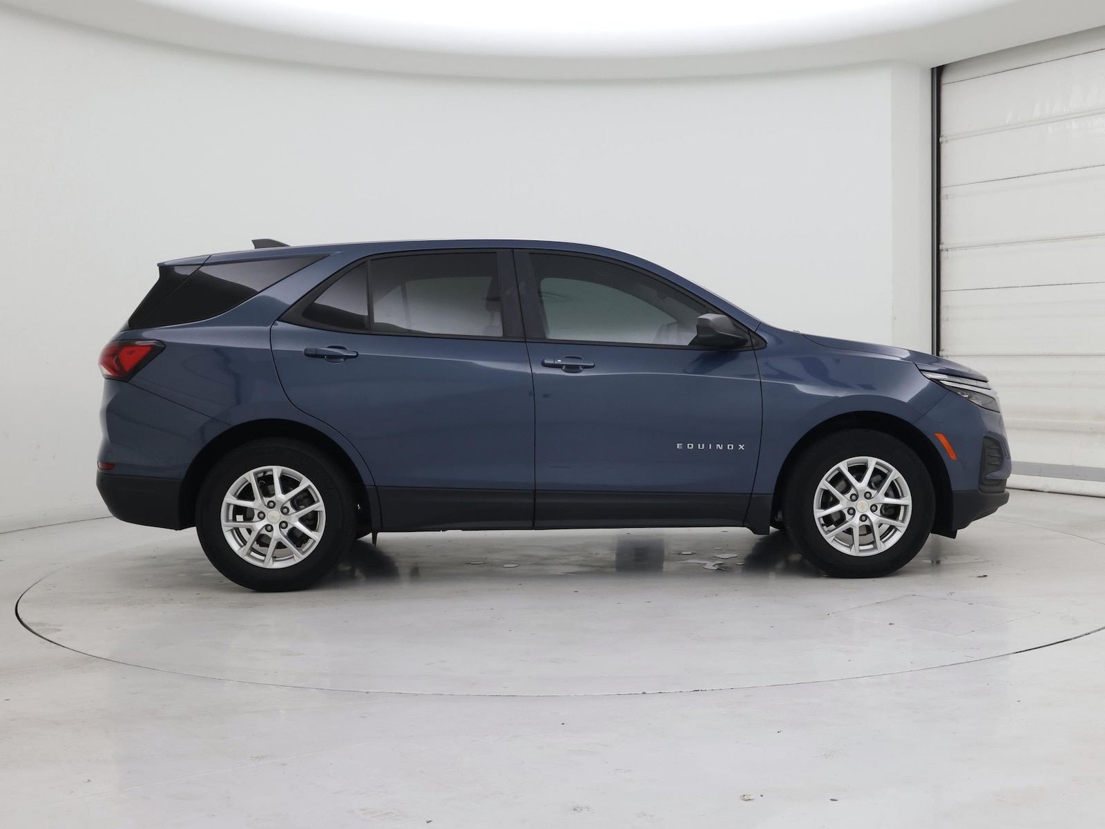 2024 Chevrolet Equinox LS - Photo 8
