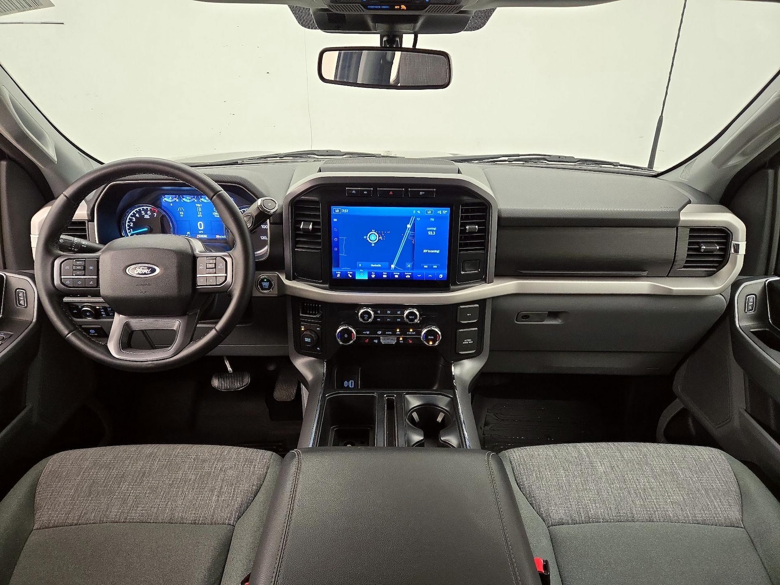 2023 Ford F-150 XLT - Photo 10