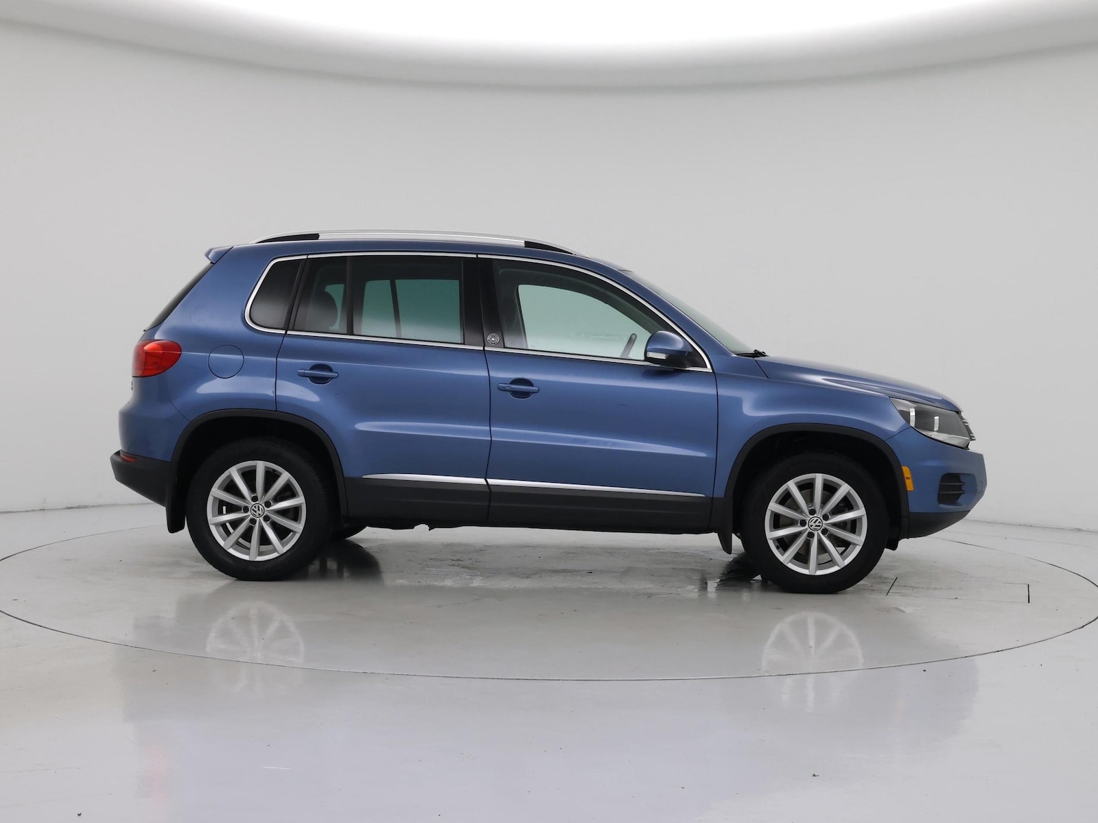2017 Volkswagen Tiguan Wolfsburg Edition - Photo 8