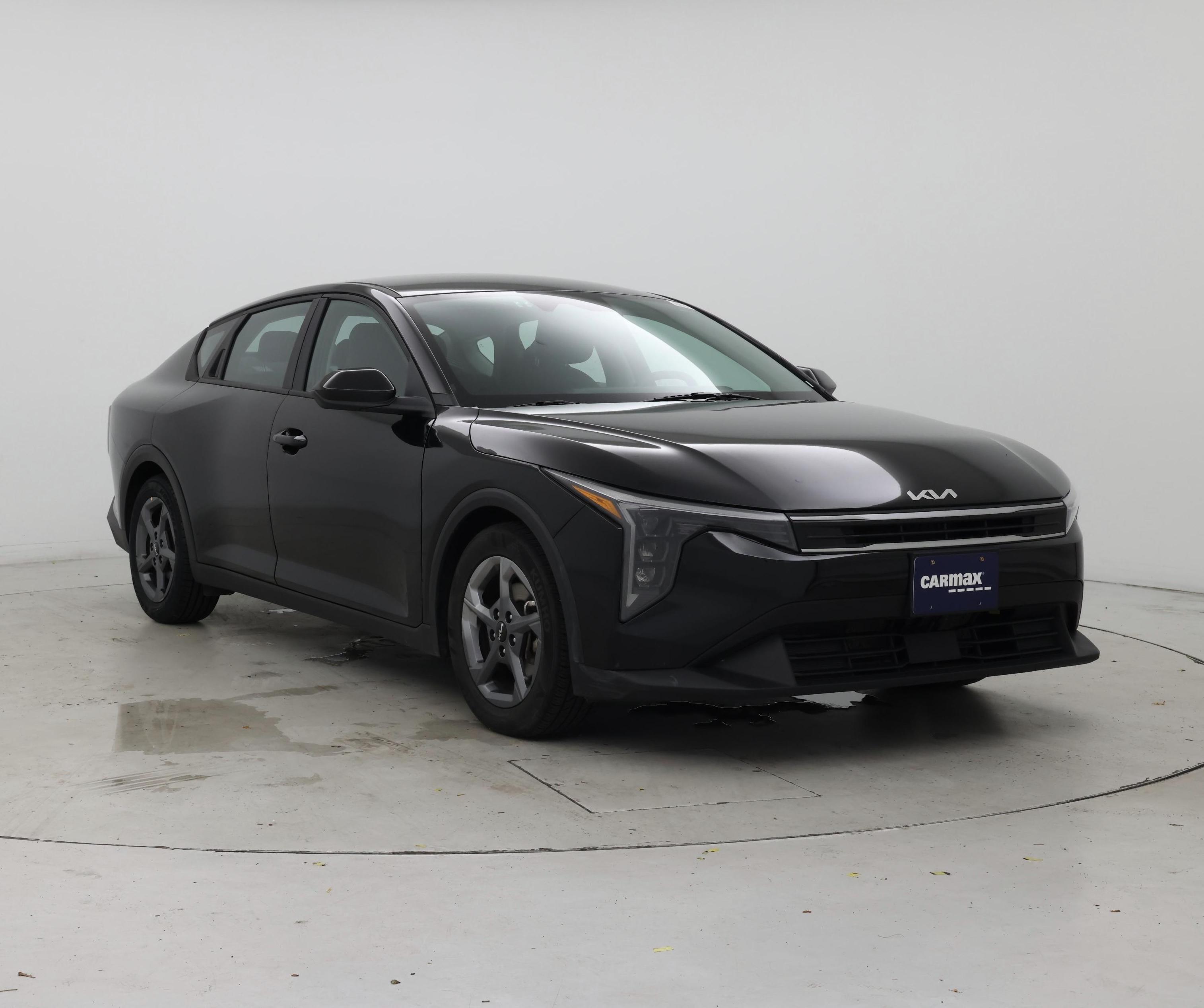 Black 2025 Kia K4 Sedan Front-Wheel Drive Automatic
