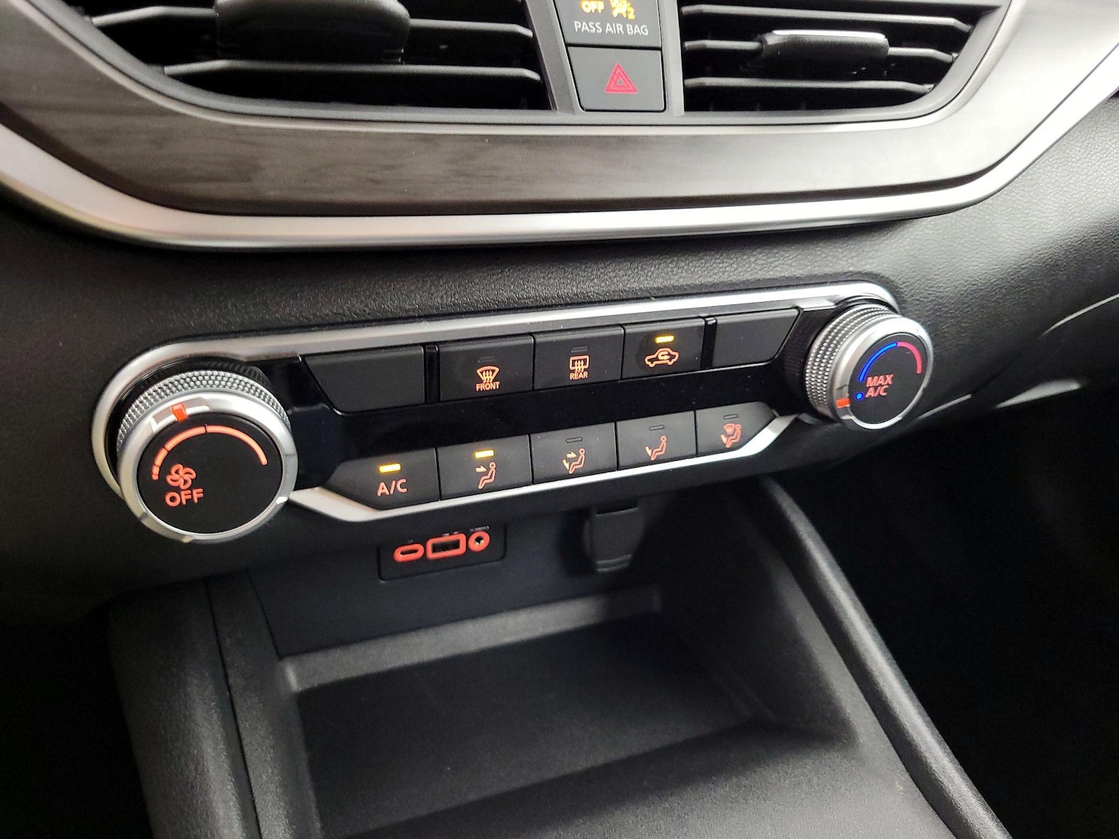 2026 Nissan Altima SV - Photo 17