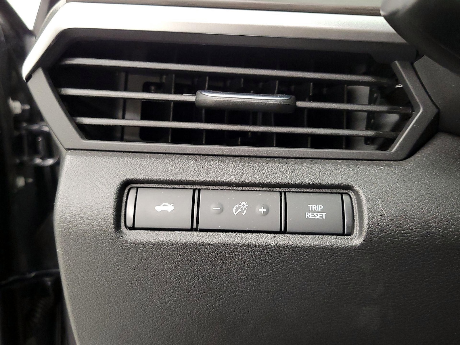 2026 Nissan Altima SV - Photo 14