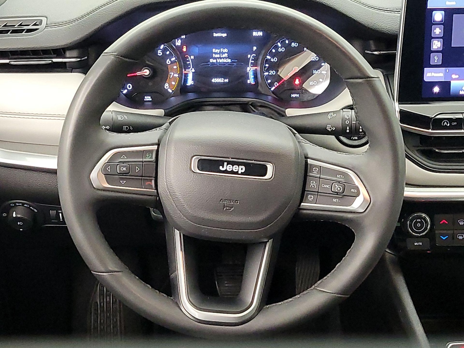 2025 Jeep Compass Limited - Photo 11