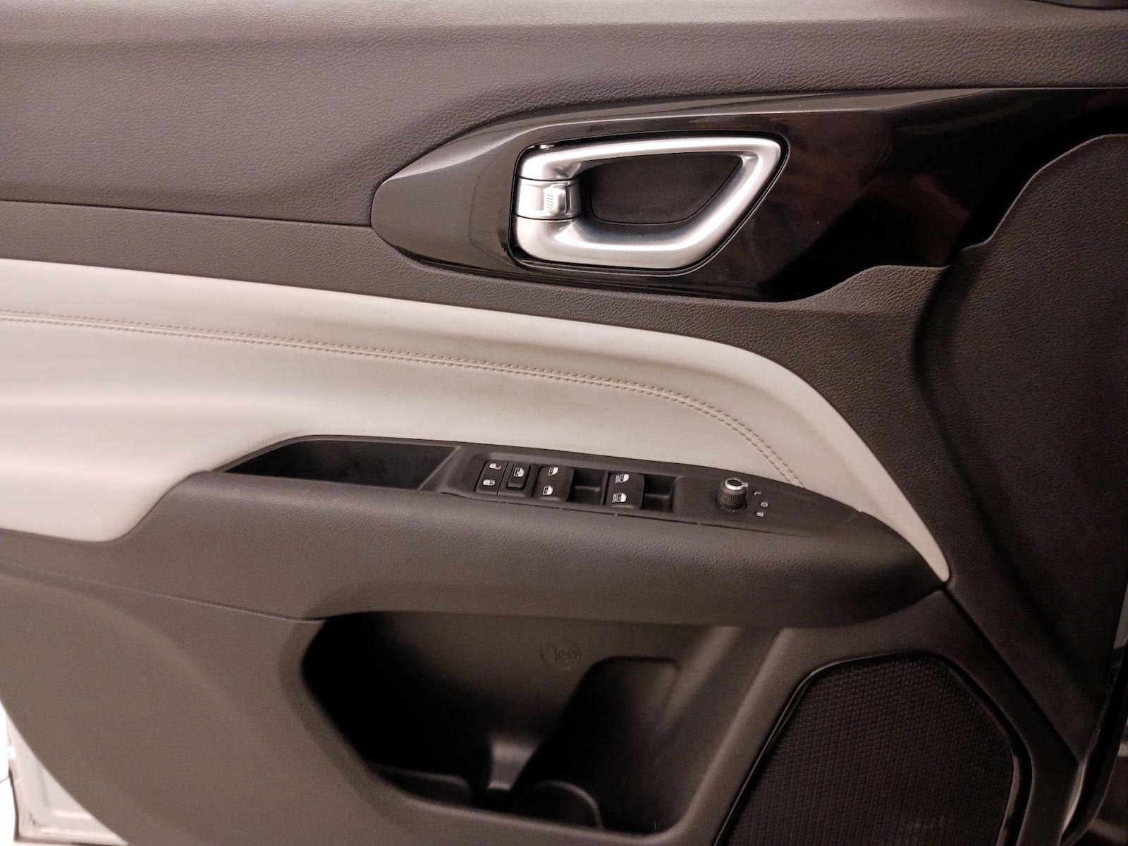 2025 Jeep Compass Limited - Photo 13