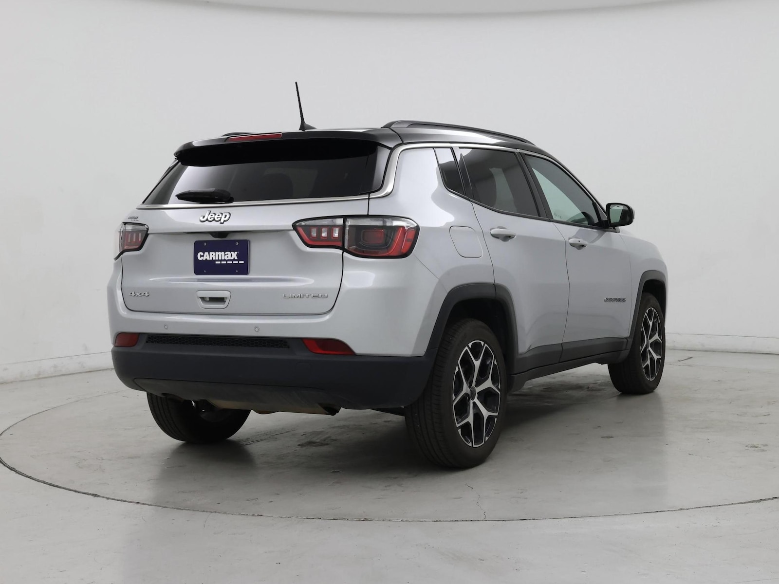 2025 Jeep Compass Limited - Photo 9
