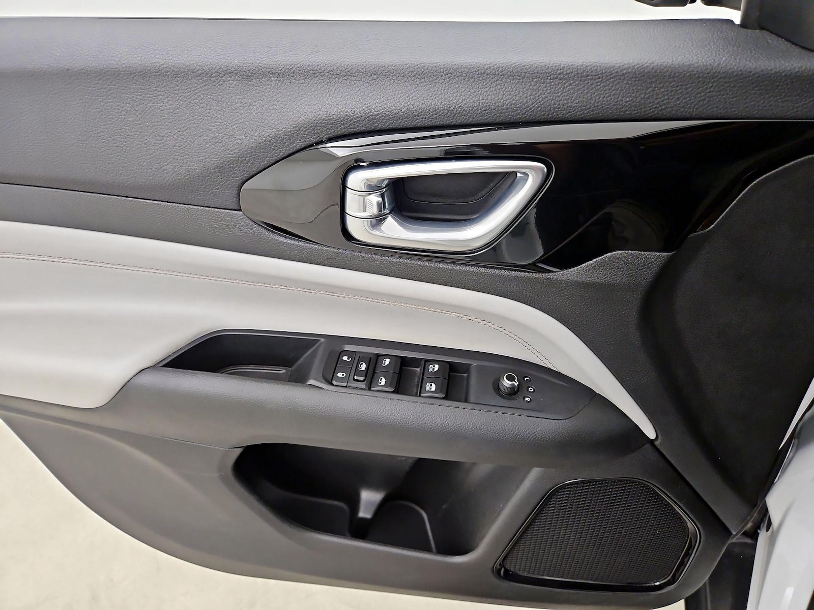 2025 Jeep Compass Limited - Photo 13