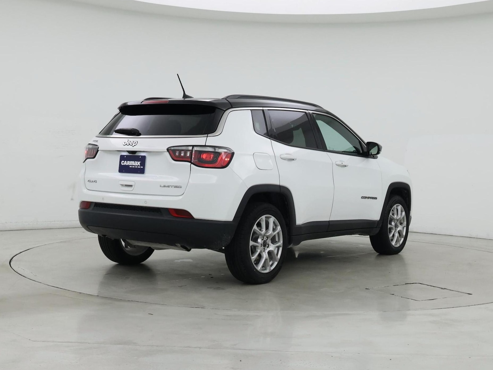 2025 Jeep Compass Limited - Photo 9
