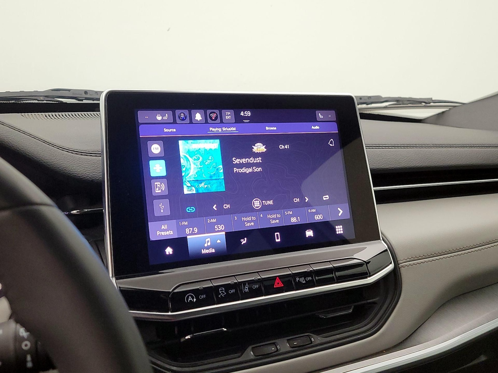 2025 Jeep Compass Limited - Photo 16