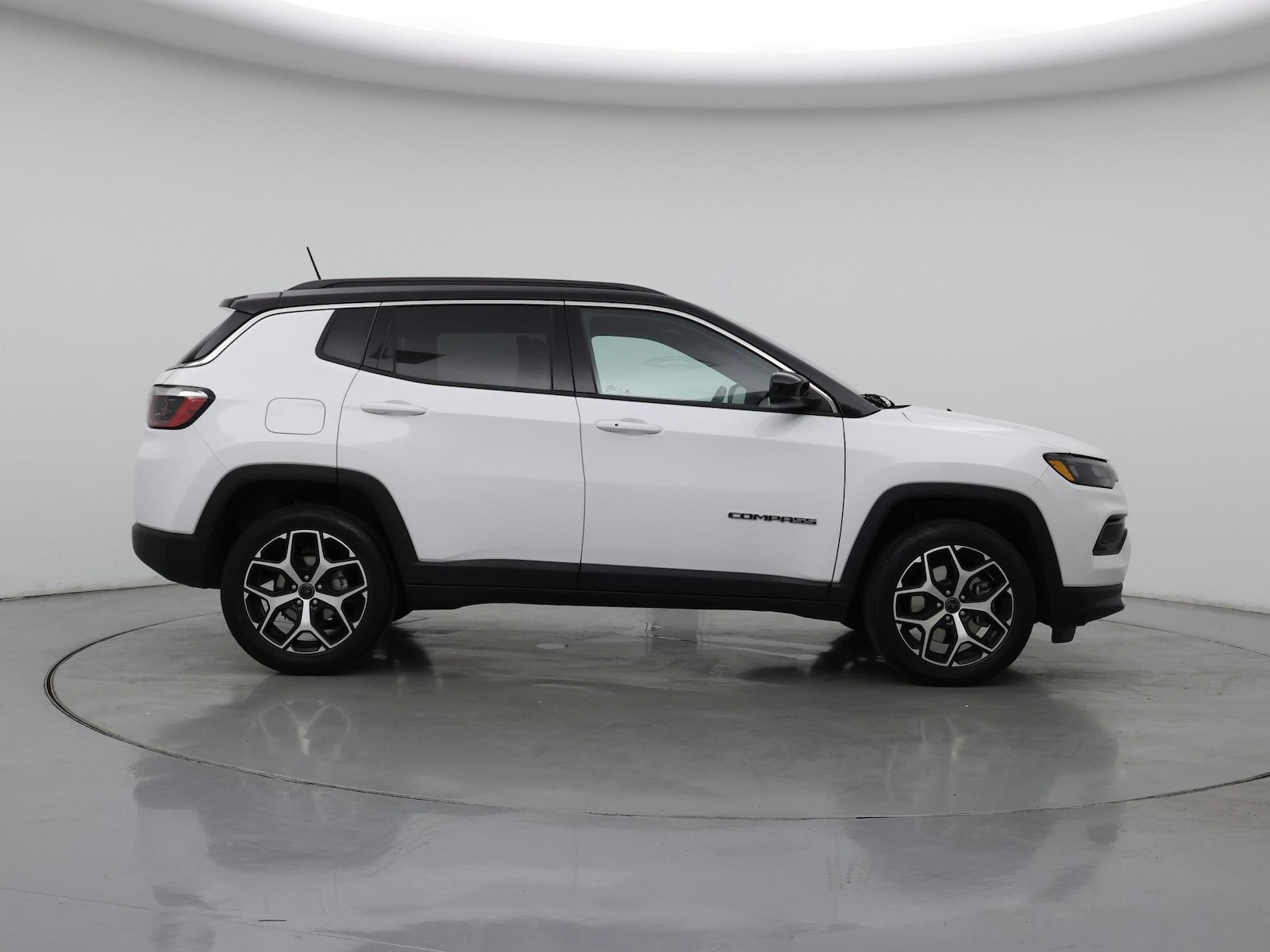 2025 Jeep Compass Limited - Photo 8