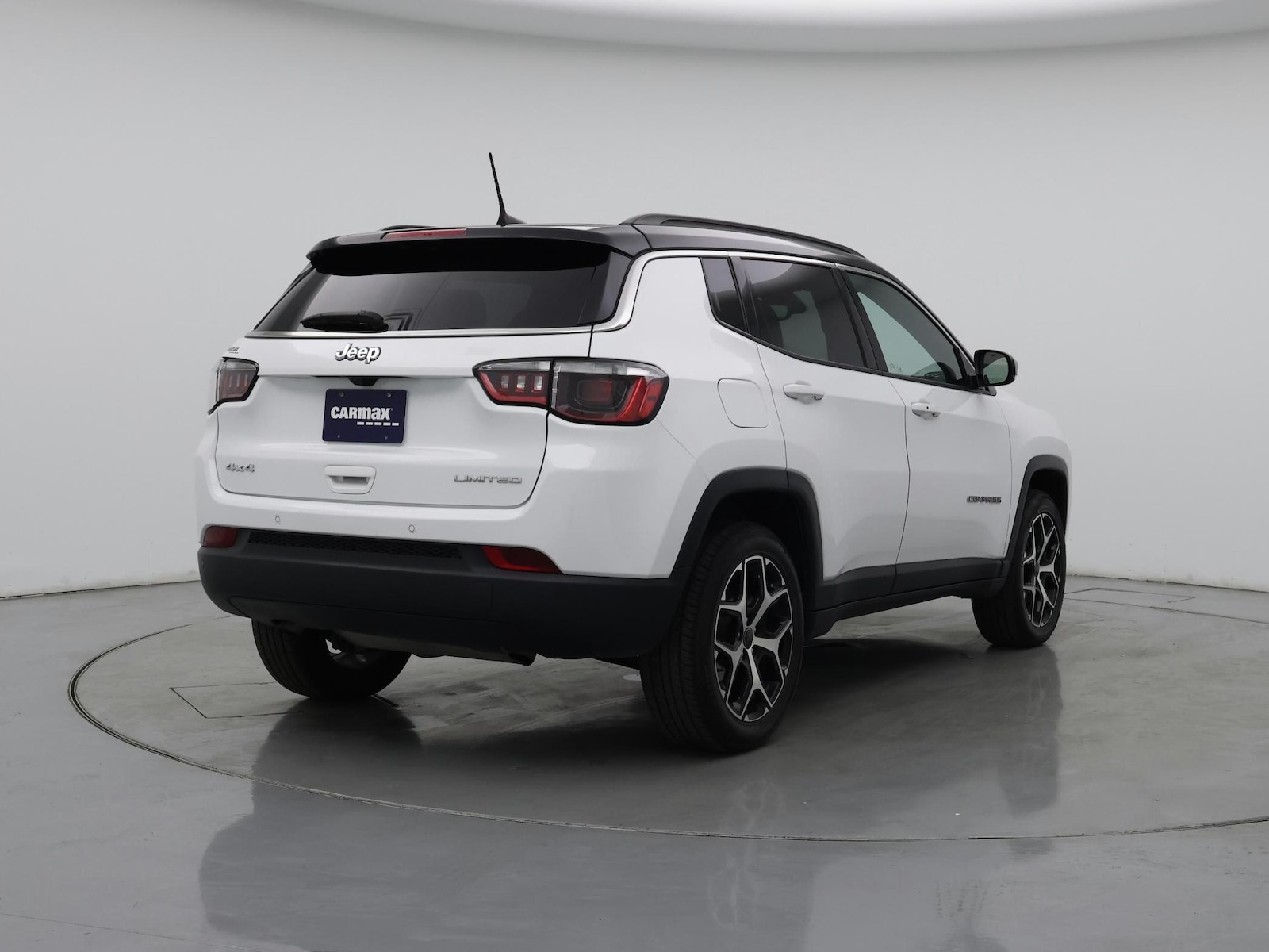 2025 Jeep Compass Limited - Photo 9