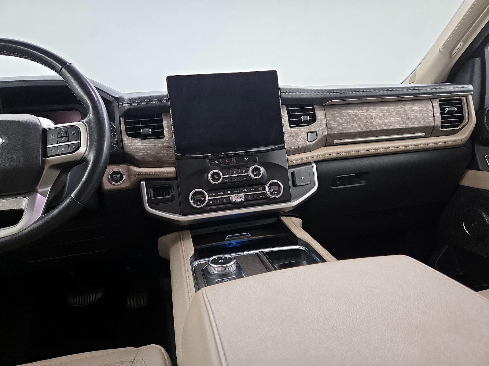 2024 Ford Expedition Limited - Photo 10