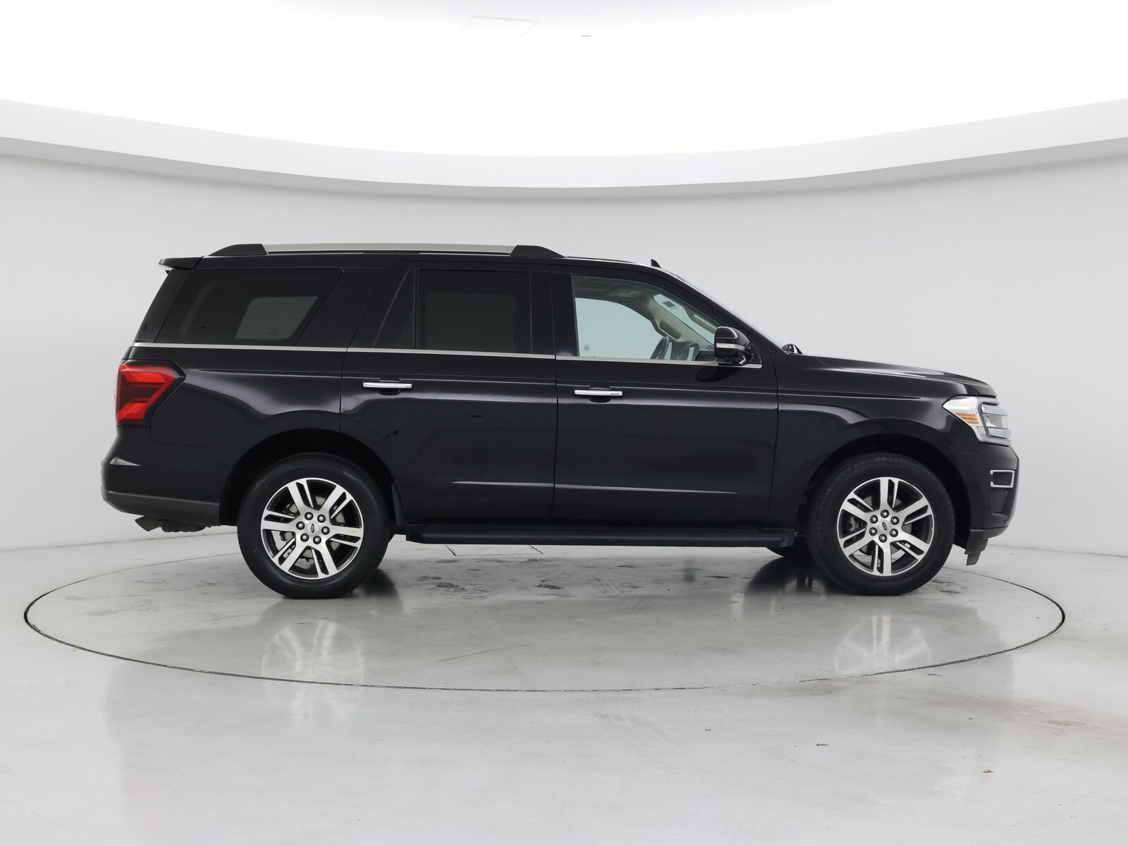 2024 Ford Expedition Limited - Photo 8