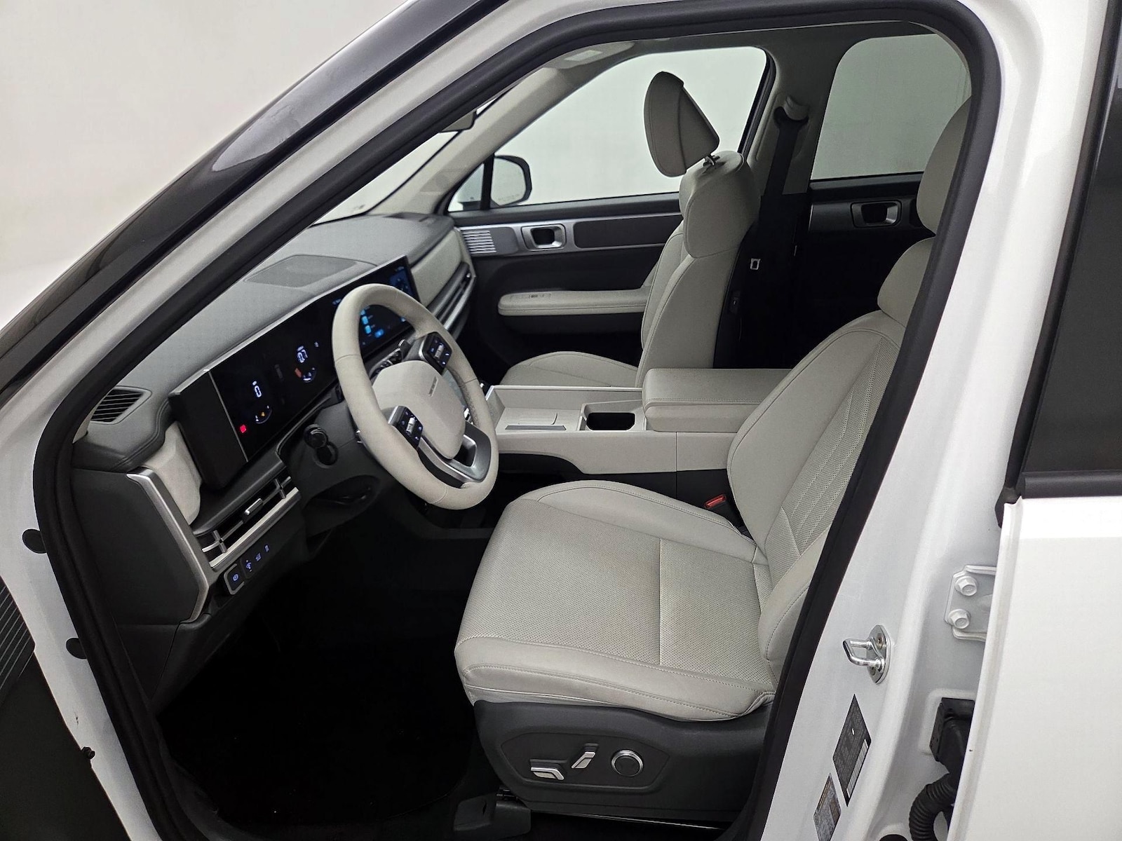 2026 Hyundai Santa Fe SEL - Photo 12