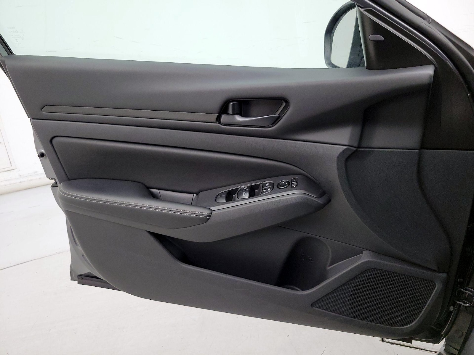 2026 Nissan Altima SV - Photo 13