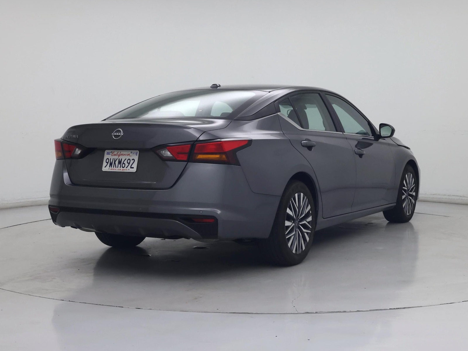 2026 Nissan Altima SV - Photo 9