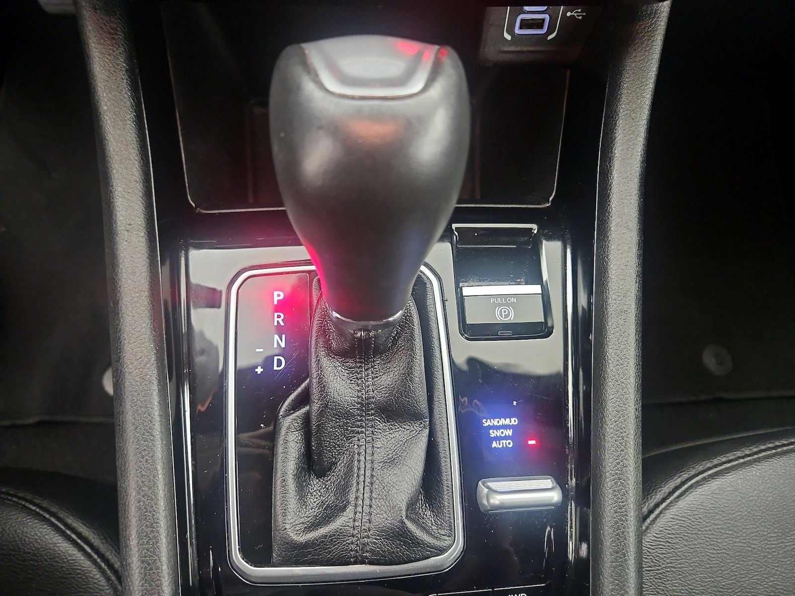 2025 Jeep Compass Limited - Photo 16