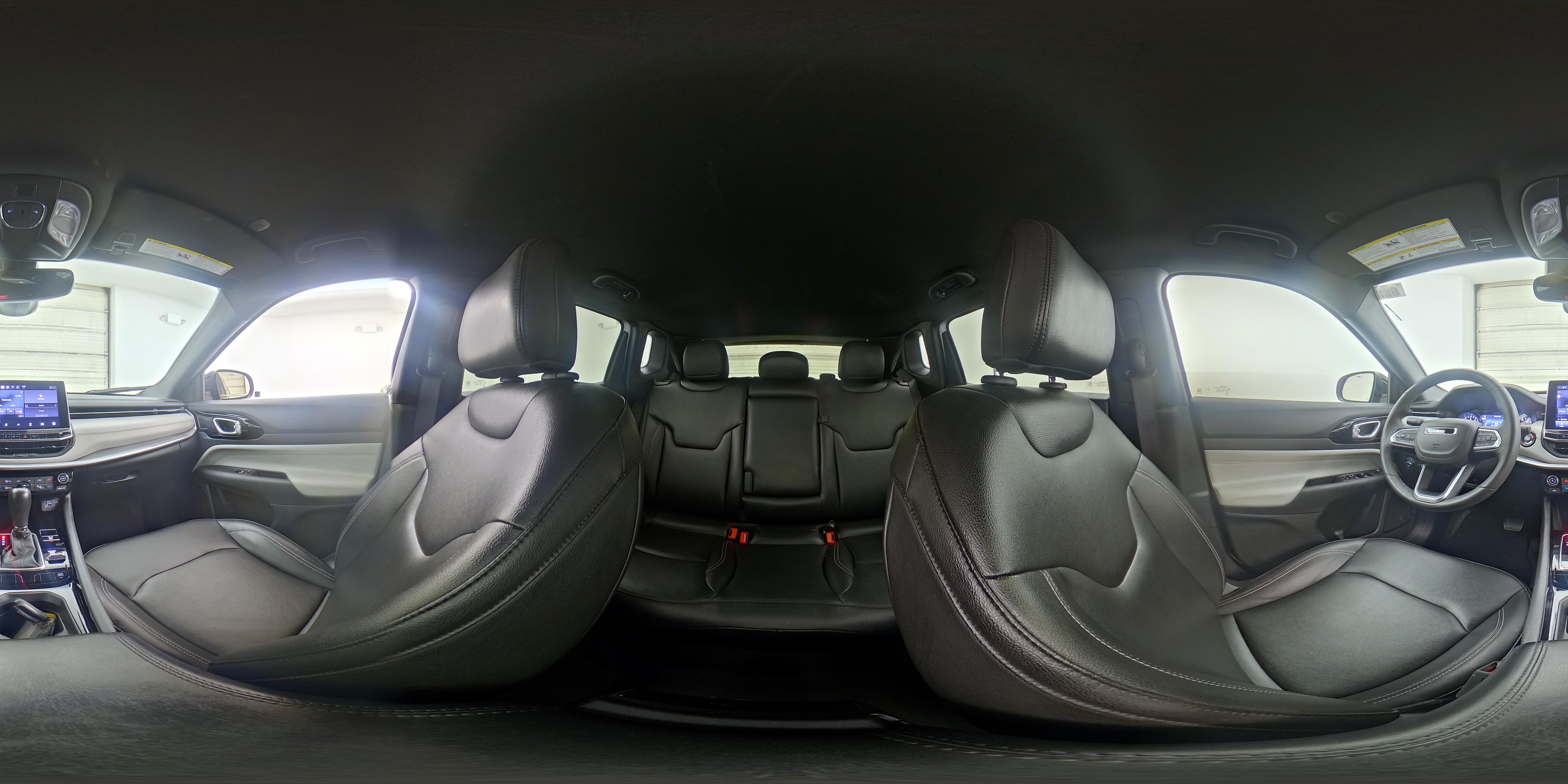 2025 Jeep Compass Limited - Photo 24