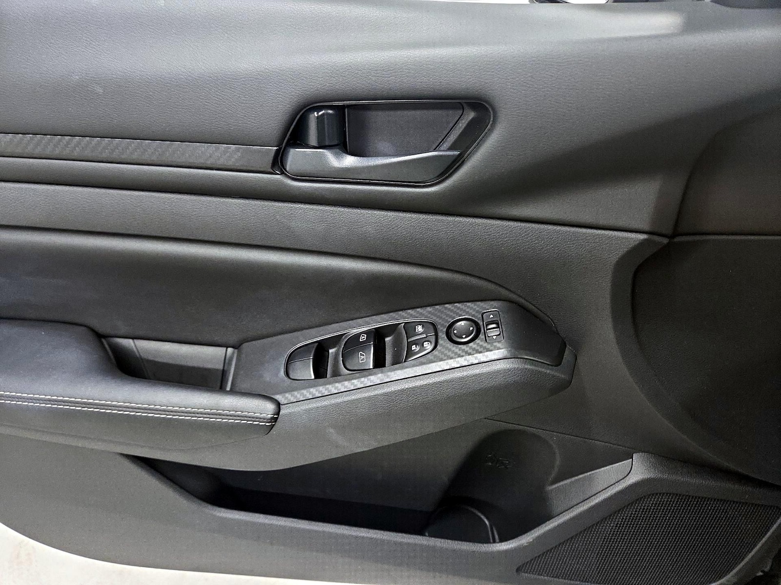 2026 Nissan Altima SV - Photo 13