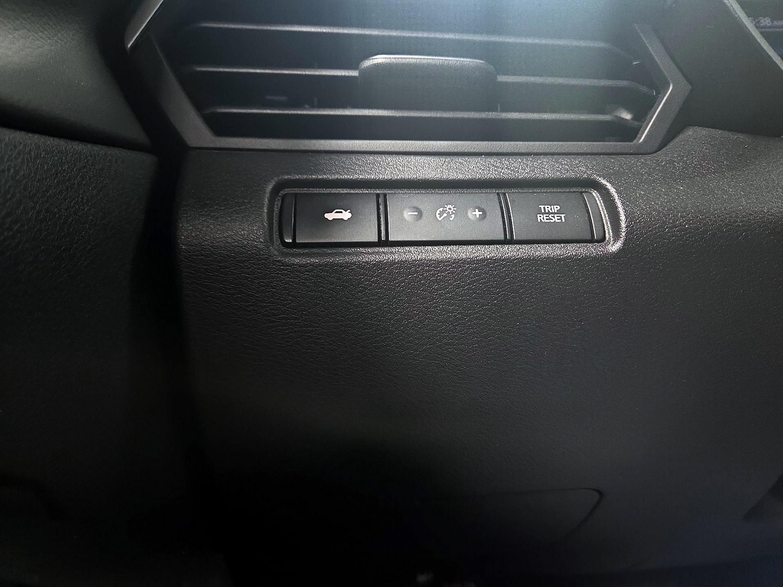 2026 Nissan Altima SV - Photo 14