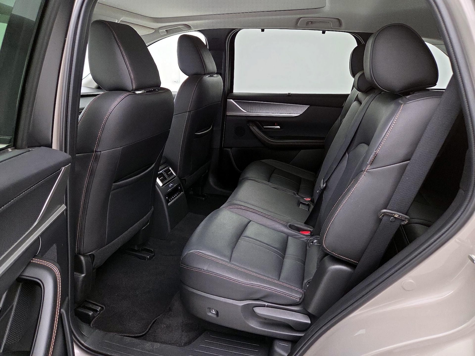 Rear Air Conditioning