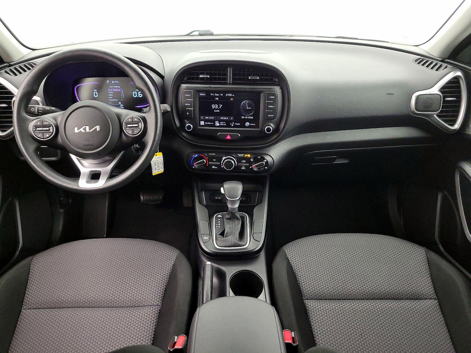 2025 Kia Soul LX - Photo 10
